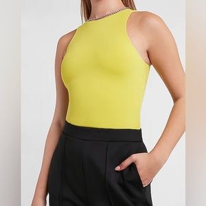 Express Body Contour High Compression Matte High Neck Cropped Tank